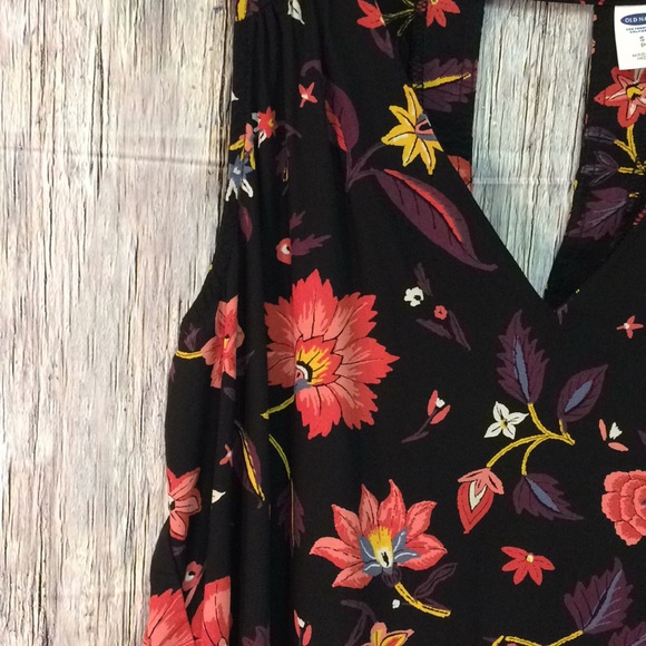 Old Navy keyhole high low floral dress tunic style - Picture 3 of 6